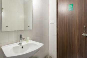 Treebo Golden Pearl Koramangala Hotel Bangalore Bagian luar foto